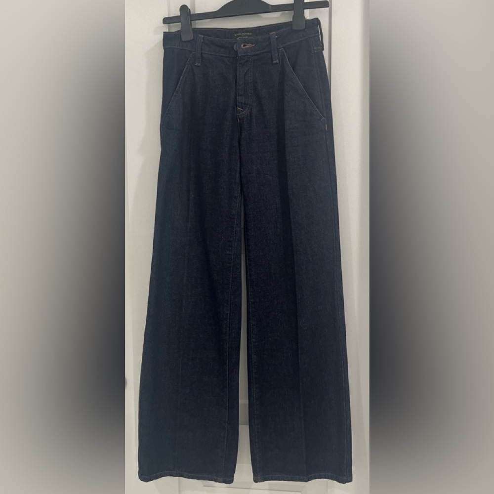 Banana Republic Factory Premium High-Rise Wide Leg Trousers in Rinse, Size 25/0